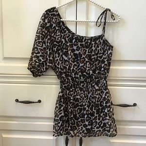 🔴🔴Takara Leopard Print Top🔴🔴🔴